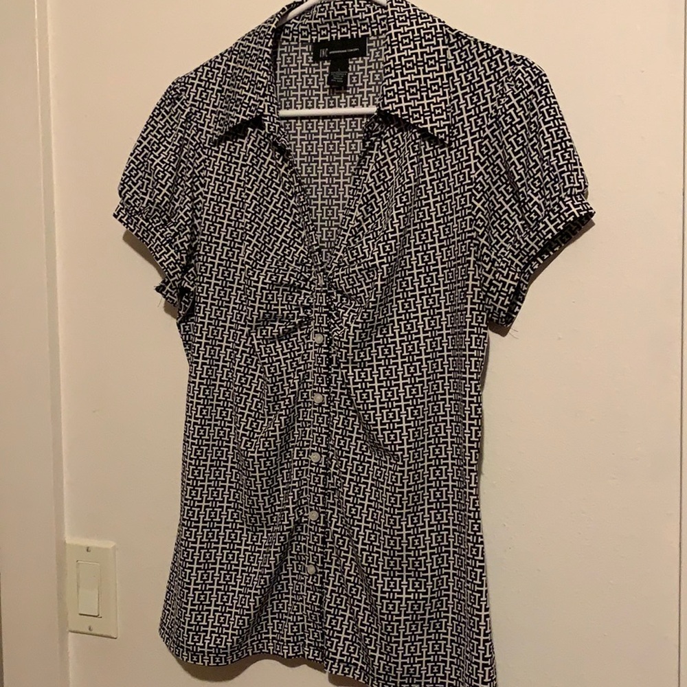 Patterned Button Up Black & White Blouse